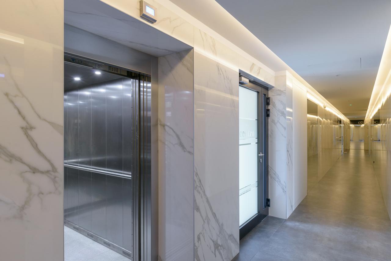 Centro Design Apartments - Polwiejska ポズナン エクステリア 写真