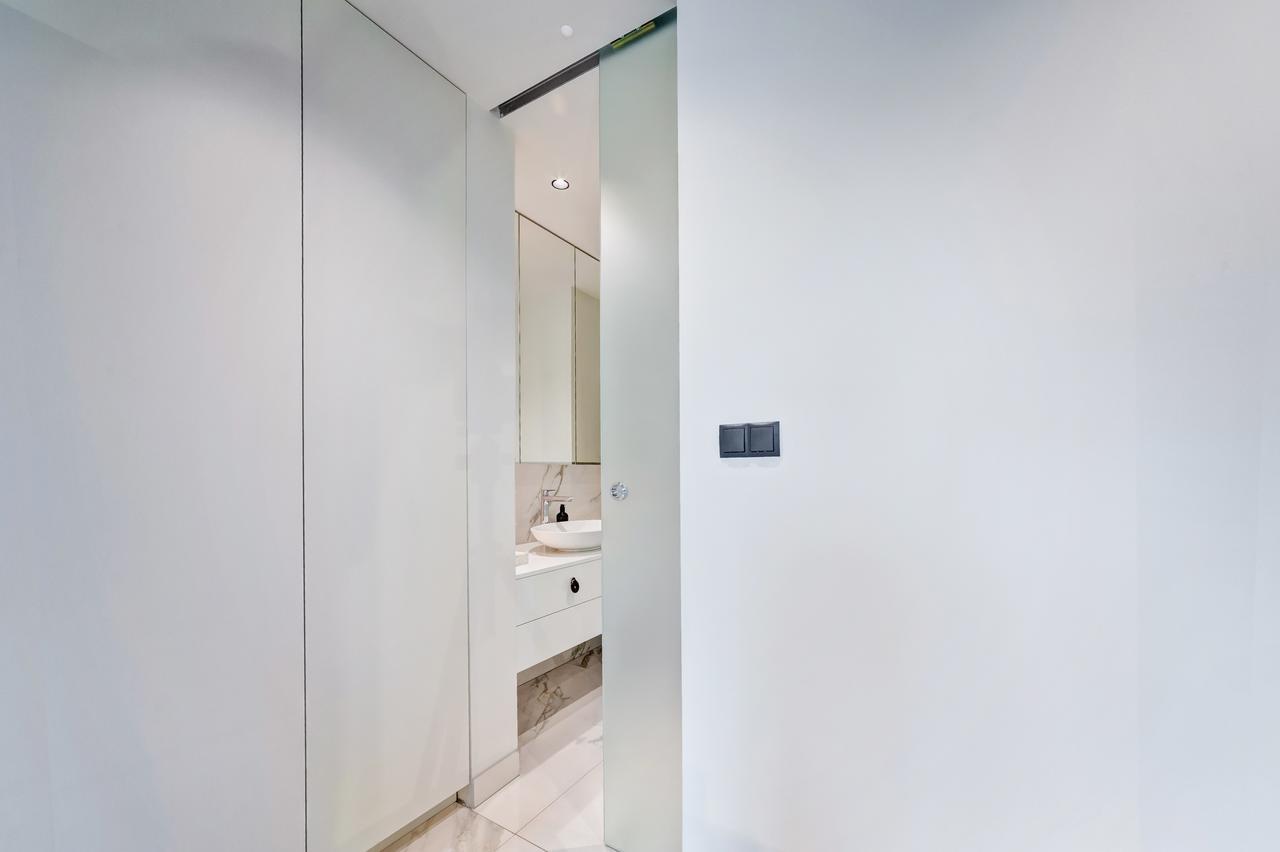 Centro Design Apartments - Polwiejska ポズナン エクステリア 写真