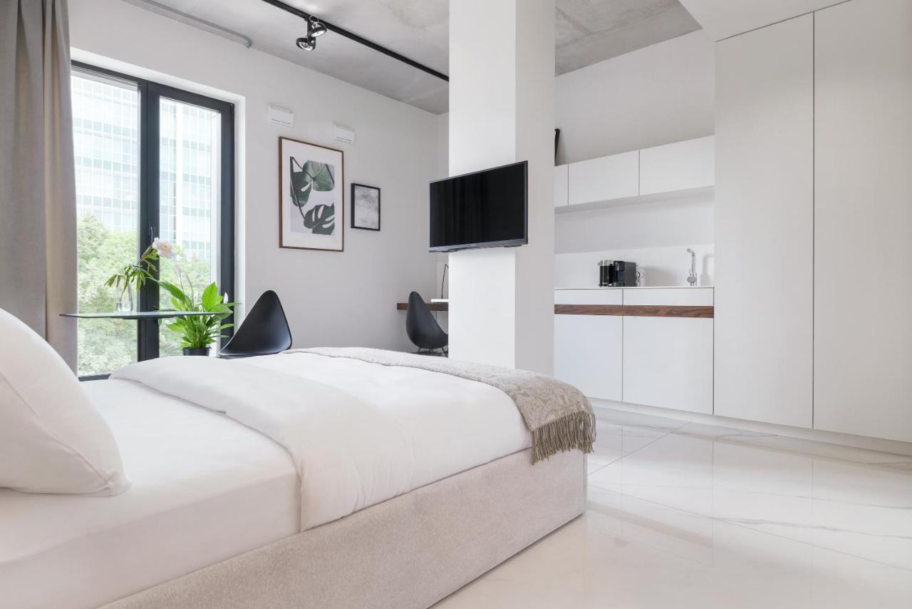 Centro Design Apartments - Polwiejska ポズナン エクステリア 写真