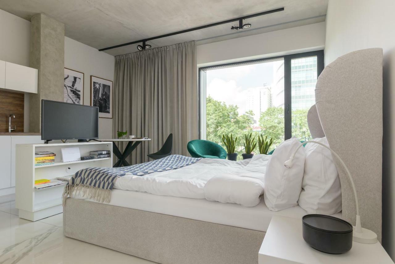 Centro Design Apartments - Polwiejska ポズナン エクステリア 写真