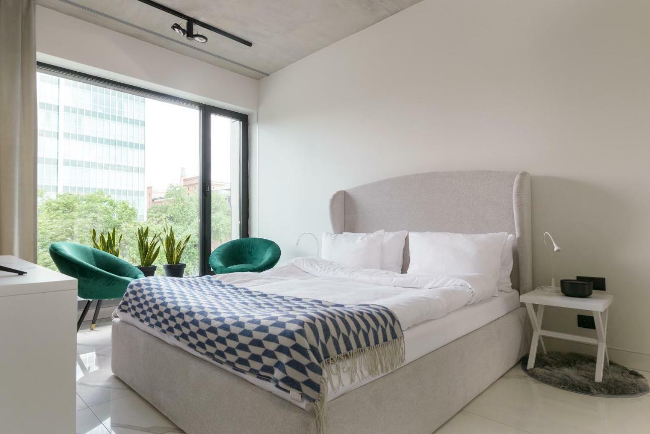 Centro Design Apartments - Polwiejska ポズナン エクステリア 写真