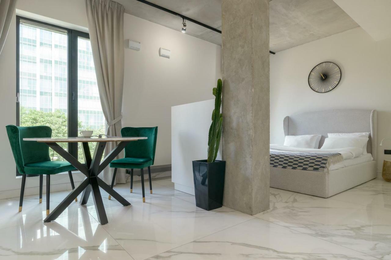 Centro Design Apartments - Polwiejska ポズナン エクステリア 写真
