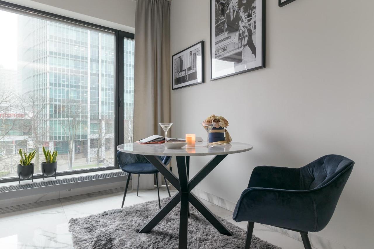 Centro Design Apartments - Polwiejska ポズナン エクステリア 写真