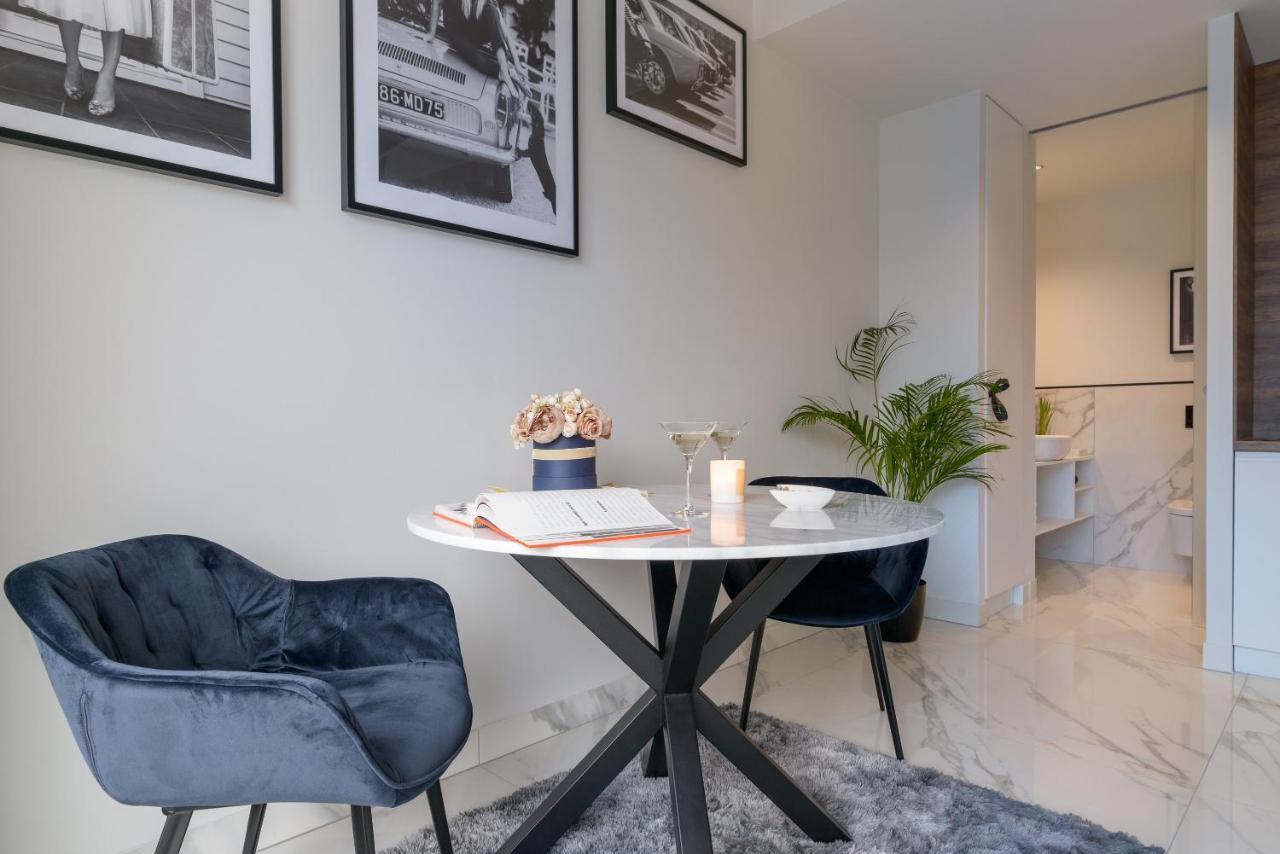 Centro Design Apartments - Polwiejska ポズナン エクステリア 写真